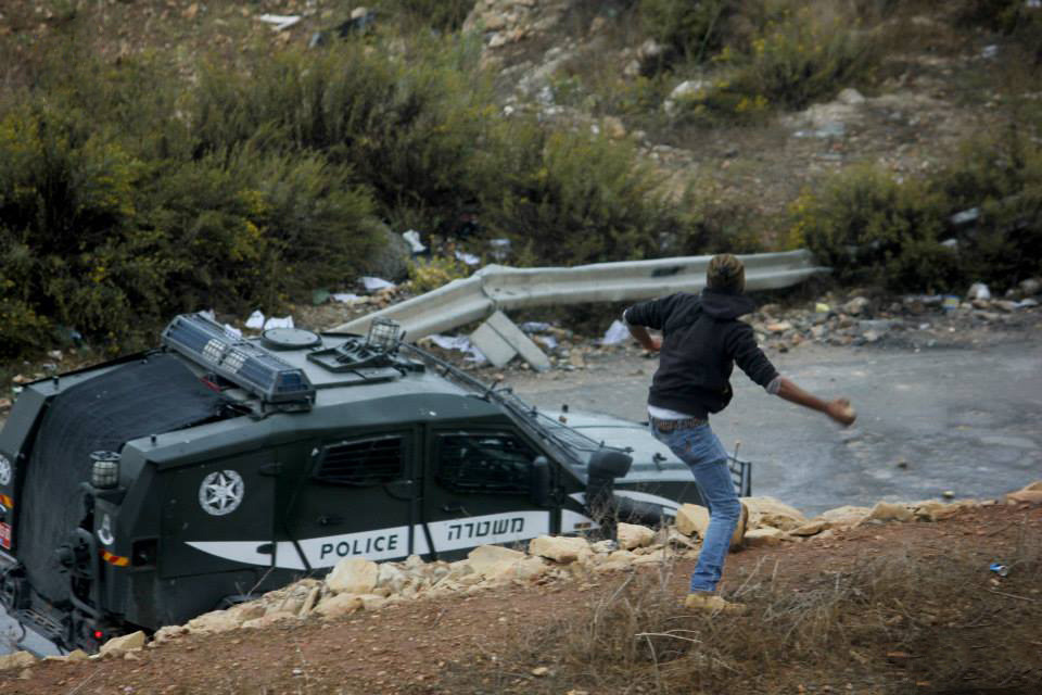 momo33me:  Confrontations in front of Ofer prison Today . 31 October 2014 