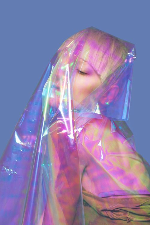 sadfrogshawty:  11elirothz11:  covered in rainbows   .