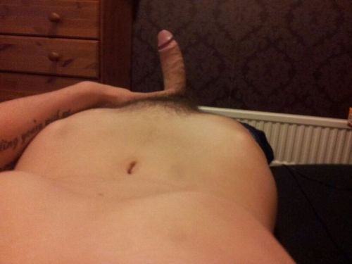 boycrazedblog:  stolenboys:  Harry from bury, 19, requested  Sexy uncut guy. 