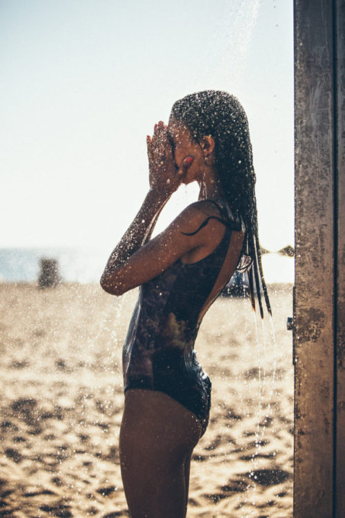 https://amazinggirlsphotos.tumblr.com/post/154086178566