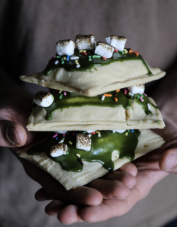 fullcravings:Matcha White Chocolate S'mores