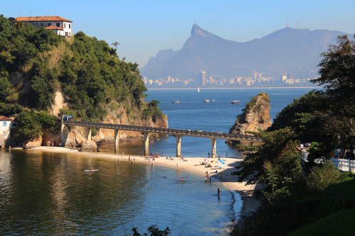 Convent and Boa Viagem beach. Niteroi - Rio de Janeiro. by Marinelson Almeida - Traveling by Brazil