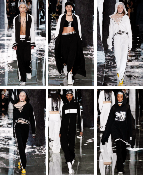 beibadgirl: cwissbweezy:  dailyrihannafenty:  FENTY x PUMA by Rihanna (Part II)    oh my god