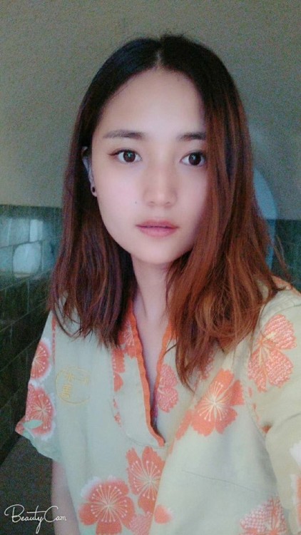 今晚素颜，你找到我，我和你走…