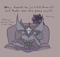 parallelpie:   I wonder what movies Megatron