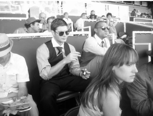 deanisanactualprincess:  deanisanactualprincess:throwback to jensen at the race track