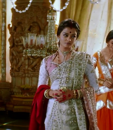 kajra-re:Aishwarya Rai, Devdas, 2002.