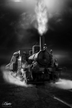 photografiae:  Locomotive by urspoe || http://ift.tt/1FWEK3L