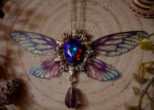 sosuperawesome:Fairy Wing Jewelry / CrownsAusgefuchst Art on Etsy