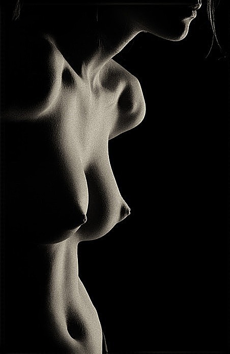 nicebreastsleftright:  Nice Breasts Left Right 
