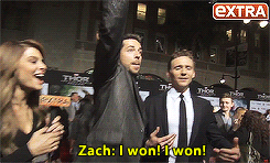 tomhazeldine:  Zachary Levi and Tom Hiddleston having a dance off on the red carpet
