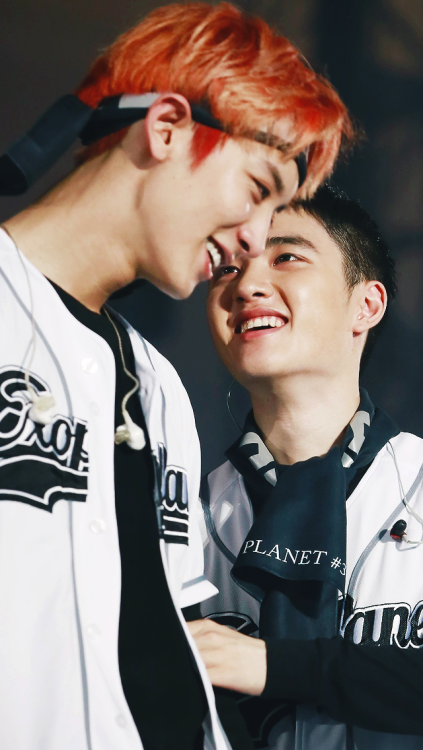 requested by ibrophmy ♡   : chansoo lockscreens