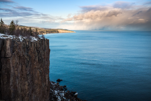 earthporn:  Palisade Head - North Shore, Minnesota [2048x1365] [OC]