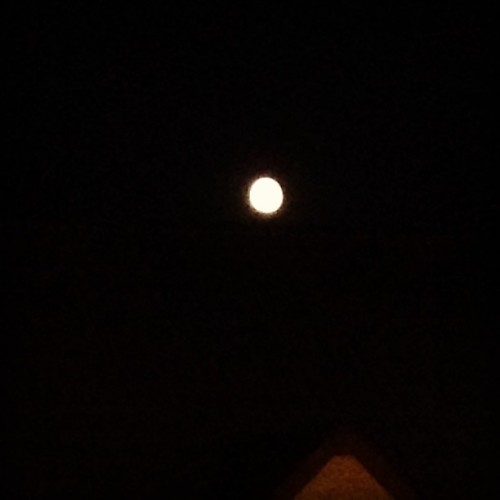 It&rsquo;s the full moon tonight&hellip; Ugh Good sign or bad sign? #FullMoon #TheVampireDiaries #Te