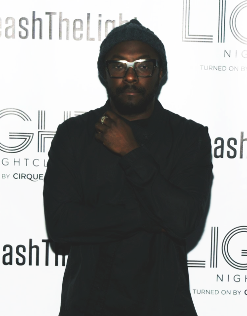 will.i.am performing at The Light Vegas {&frac12;}