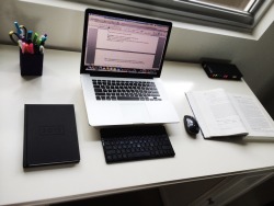 focusedandfearless:  Today is my first day back at work after the Christmas break. I’m trying to get back into my early morning study routine. 