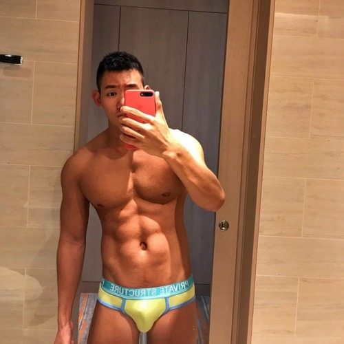 aznboysparadise:IG: maxiaohuis