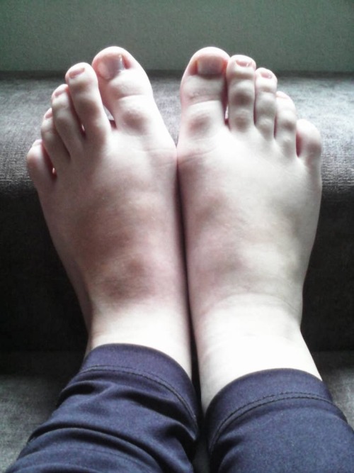 loveforgirlsfeet:Best Feet Tumblr Here!