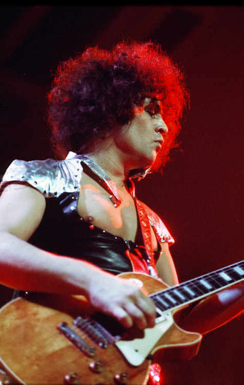 glamidols:Marc Bolan performing at The City Hall, Newcastle upon Tyne January 21st 1974Photo cr