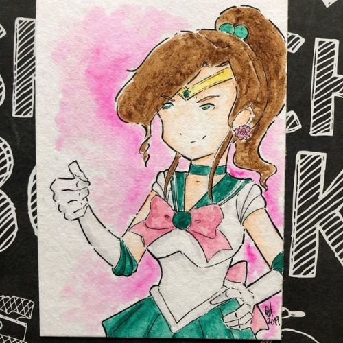 wrathofbom:Sailor Jupiter gives you a thumbs up!