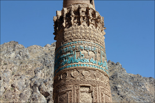 ancientart:The 65m-tall Minaret of Jam, marks probably the site of the ancient city of Firuzkuh (lat