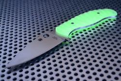 cuscadi:  Spyderco Mule with custom made moonglow scales.