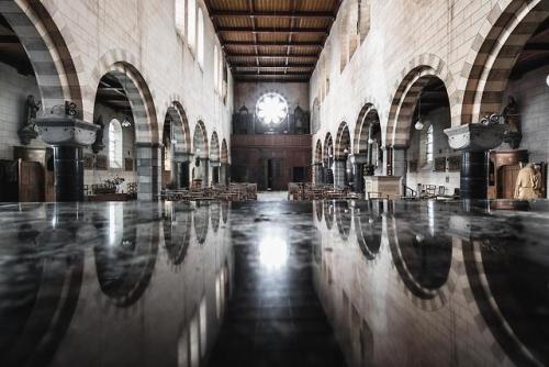 abandonedandurbex:abandoned church in Belgium [1920x1280]