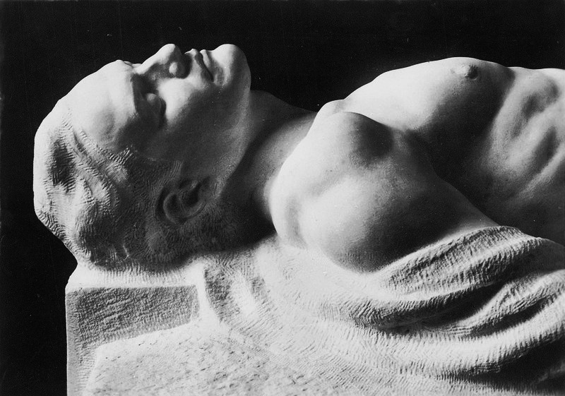 dritttenreichkunst:  Michael Drobil “Kriegerdenkmal in Ried im Innkreis”, 1940
