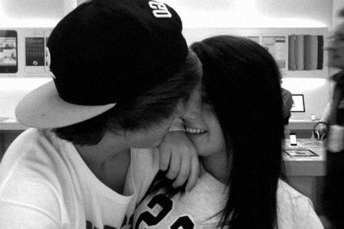middlefingerup402:  why can’t someone take pictures like this with me..