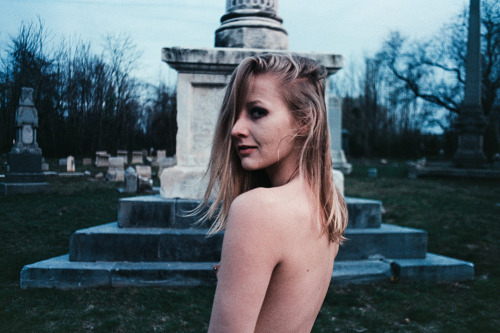 Tiffany Helms by Jimmy O’DonnellMt. Moriah CemeteryPhiladelphia, PA2016