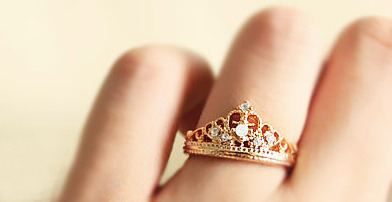 ms-bright-eyes:  Ohh ❤ so pretty    I should get this for princess