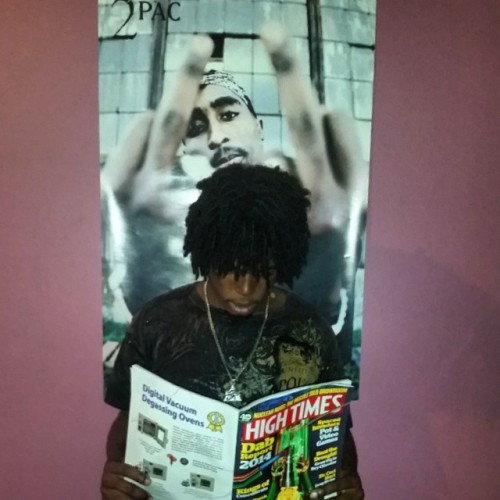 All Eyes On Me, I Feel Like 2pac! #newposter #readingtime