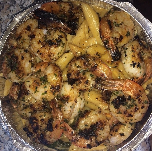 afro-arts:Bed-Stuy Fish Fry  IG: bedstuyfishfry  Brooklyn, NY  CLICK HERE for more