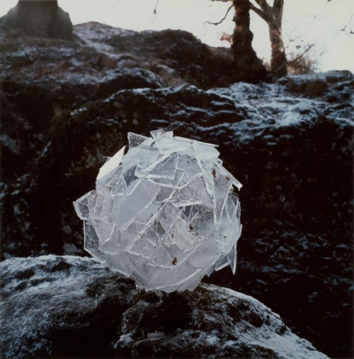 design-is-fine - Andy Goldsworthy, Ice Star and Ice Sphere, Scaur...