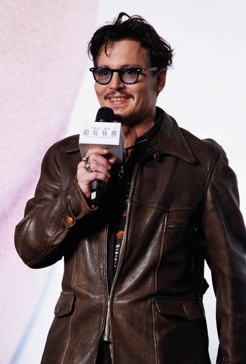  8 years ago (2014), on this day (March 31), Johnny Depp attended the Press Conference of “Transcend