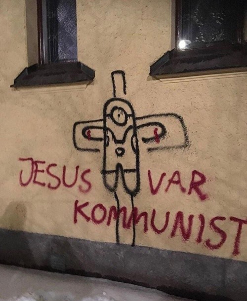 ”Jesus was a communist” Crucified minion graffiti on a church In Sundsvall, Sweden