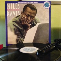 nowxspinning:  Miles Davis /// Ballads ///