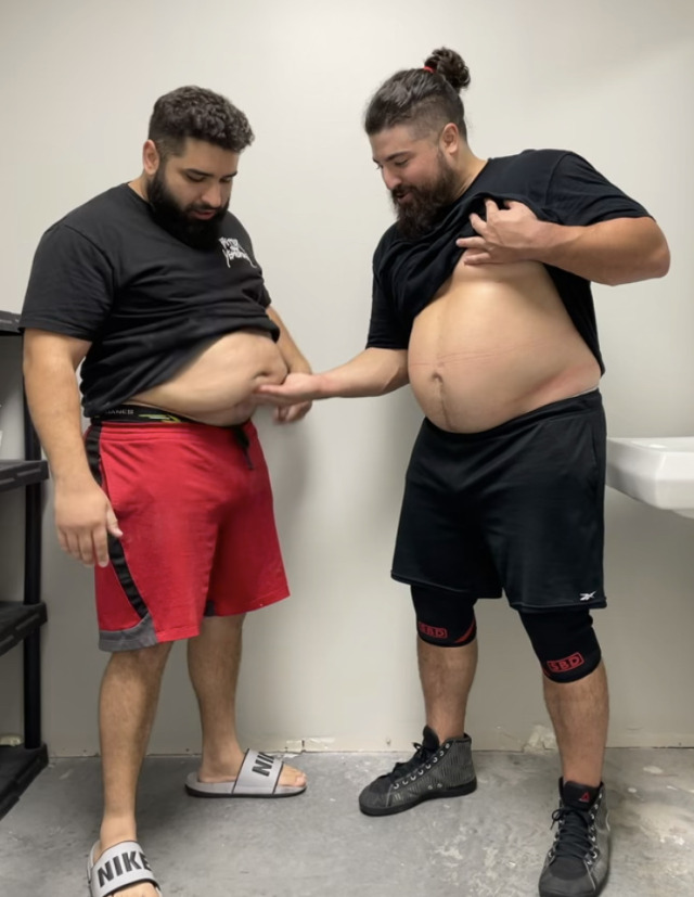 alphabelly:So glad that @powerbelly is back in the game! Together, we’re the dynamic duo of a heaping muscle gut and a sexy overhang. Help us grow into 350 lb wrecking balls together!Alphabelly is creating high calorie content for fans of gainers, mpreg,