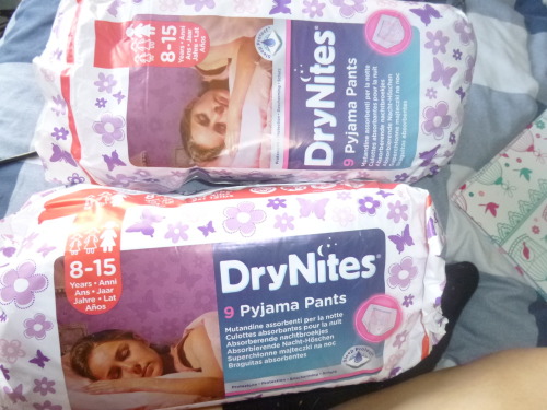 diapercum:  Sexy! I love those diapers!