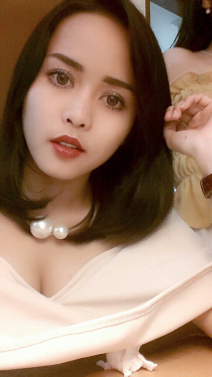 sedapmalam23:  sexlifeindo:  Miss Prilly  My Angle 