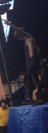 oli is beautiful ugh
