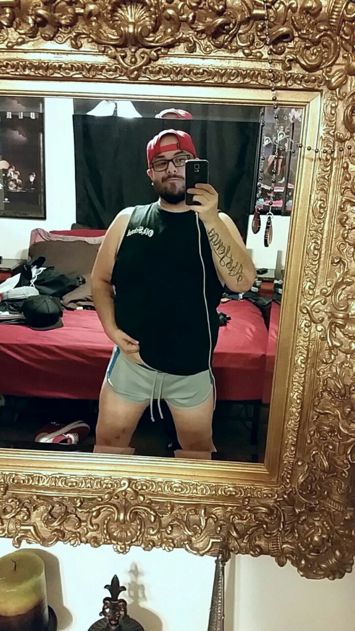 moded1:  Me in some short ass shorts! Lol