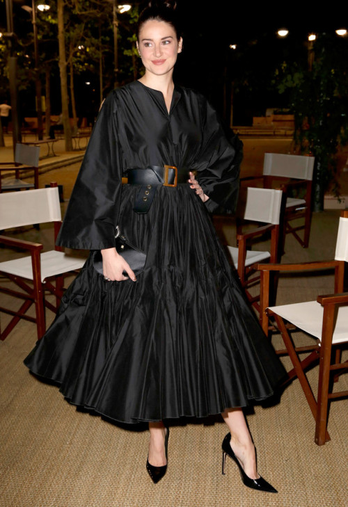 hollywood-fashion:Shailene Woodley in Christian Dior at the Dior x Vogue Paris dinner at the Cannes 