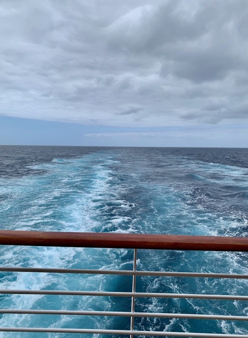 La Vie en Cruise XI - Mid Atlantic Seascape With Ship Wake, 2019.