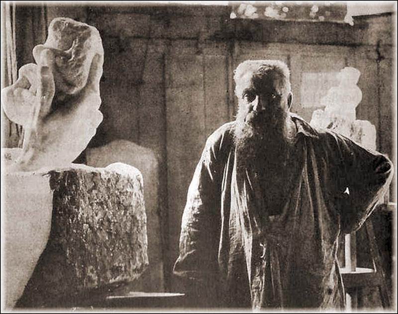 1bohemian:  Auguste Rodin, dans son atelier avec, La main de Dieu, 1898, Sourcing