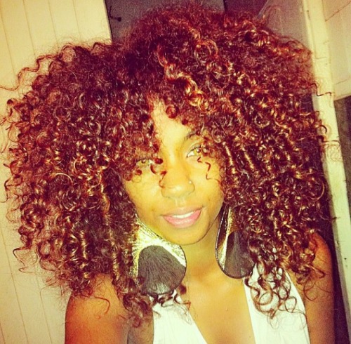 thenaturalhairmovement:  inaturalgirlsrock:  IG: @fredahhon  http://thenaturalhairmovement.tumblr.com/ 