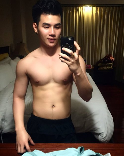 topasiangay: Chinese handsome boy jerking off .. => Link full: https://goo.gl/mBfpH5 ▀▀ RELATED CATEGORY  ▀▀ ✦ Asian Hot Guys: https://goo.gl/eU3G7P✦ Korean Gay: https://goo.gl/ZlS9Be✦ Gay Themed Movies: https://goo.gl/UzgkMX✦ Star