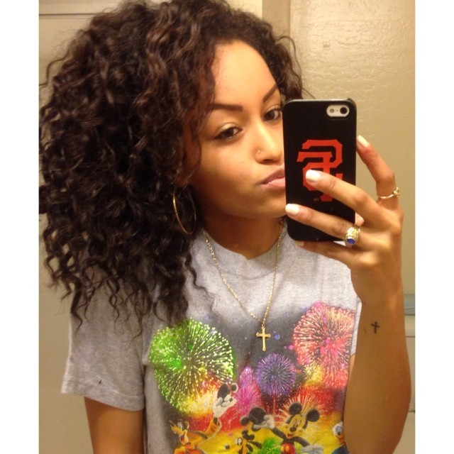 stewiebabee:  lazy days 💆 