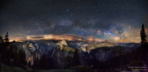 Glacier PointOne of the most famous viewpoints in Yosemite National Park, its granitic mass rises to