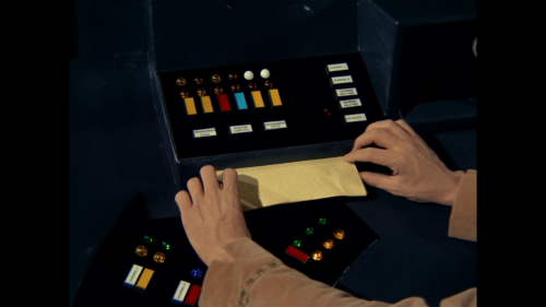 sonictoaster:The cutting-edge technology of the Enterprise fax machine in the Star Trek pilot 